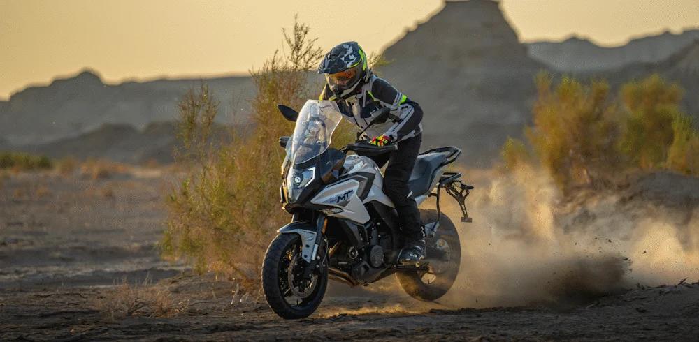 CFMOTO Cfmoto 700-MT 2026 Model Motosiklet - Görsel 4